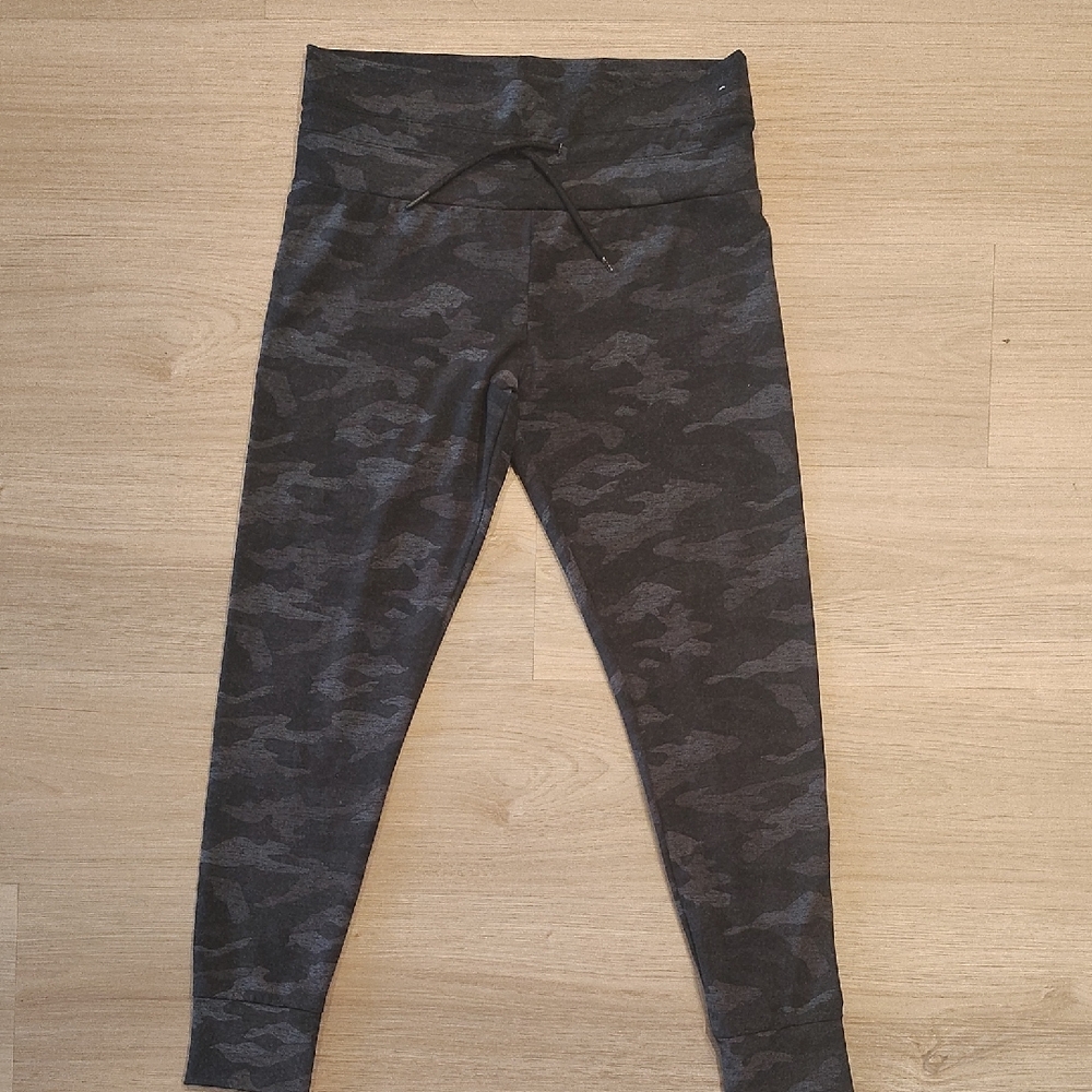 Women's Camouflage Leggings